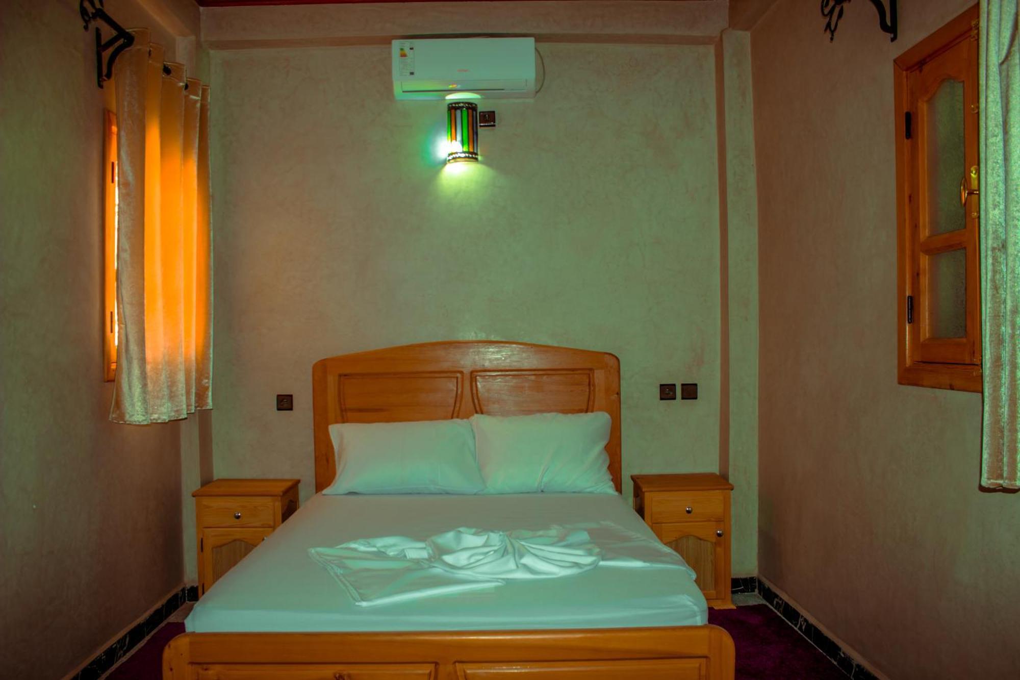 Riad Restaurant Marzouk Aït Baha Buitenkant foto